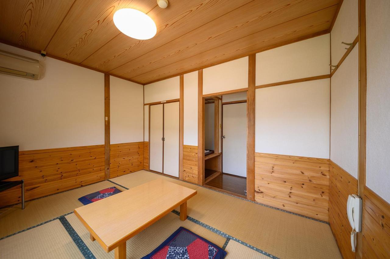 Minshuku Tsutaya Hotel Yufu Eksteriør billede
